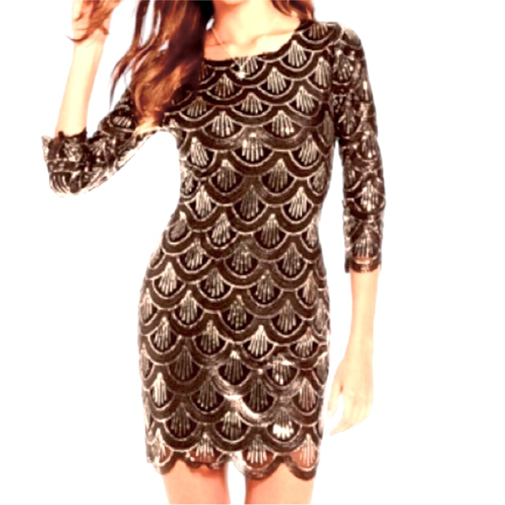 Gianni Bini XS Black Gold Sequin Scallop Dress